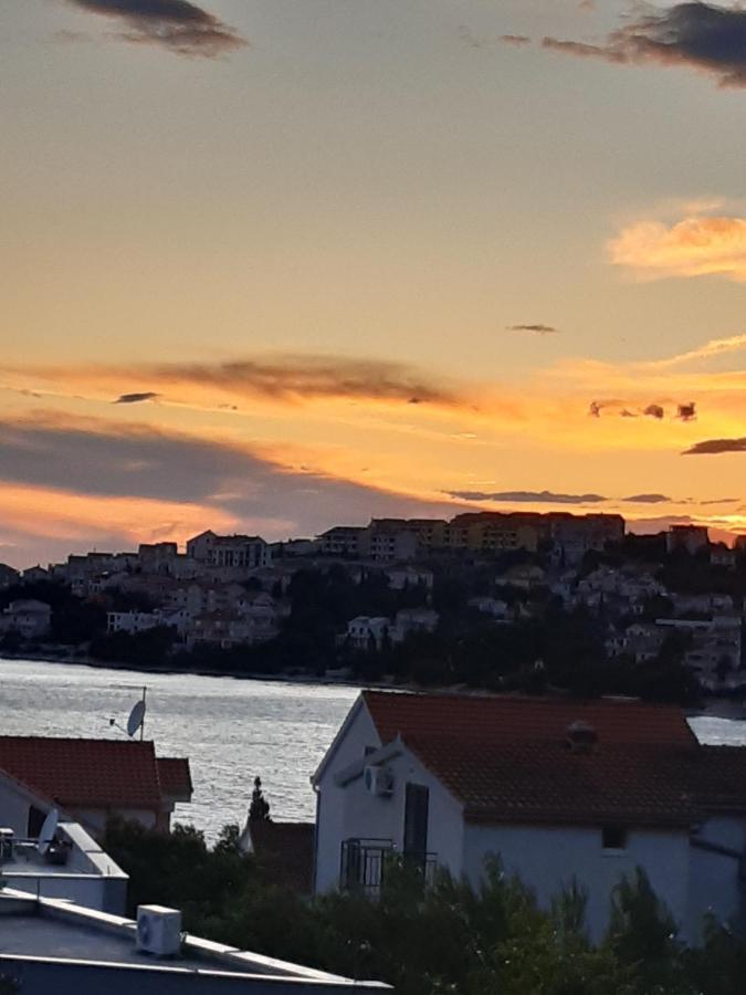 Varazdinci Rogoznica (Sibenik-Knin) Exterior foto
